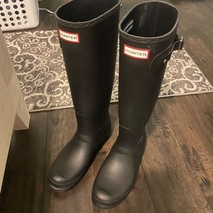 Size 9 hunter boots